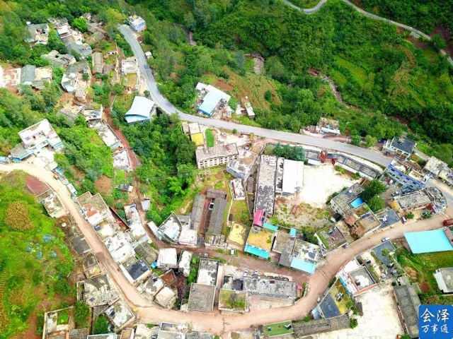 自汉武帝建元六年(公元前135年)在会泽,东川,巧家一带置堂琅县隶犍为