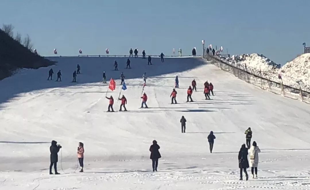 明月岛越野滑雪场12月30日震撼启动