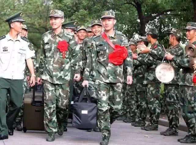 贵州95后青年拒服兵役，将面临严重处罚，光罚款就41600元