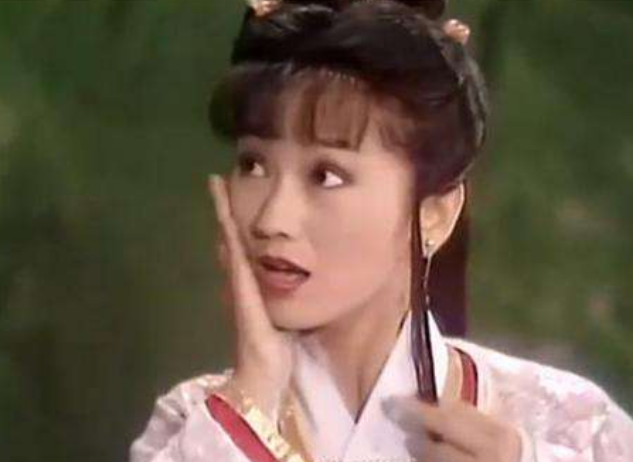 26年前《新白娘子传奇》"胡媚娘"前身演员,这张照片美