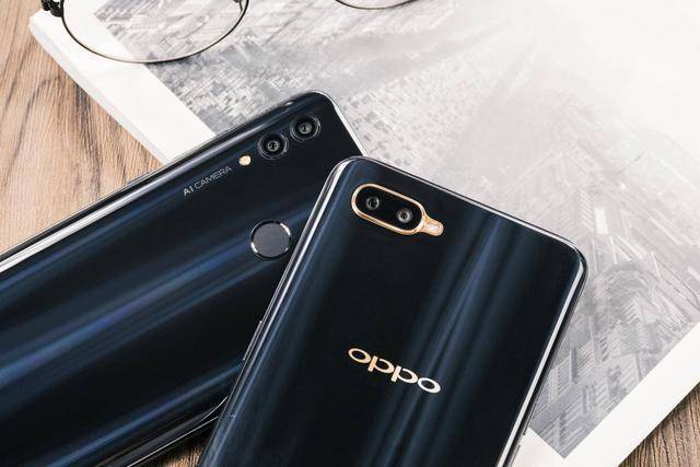 OPPO K1和榮耀10青春版外觀對比，誰才是中端機的「顏王」？ 科技 第7張