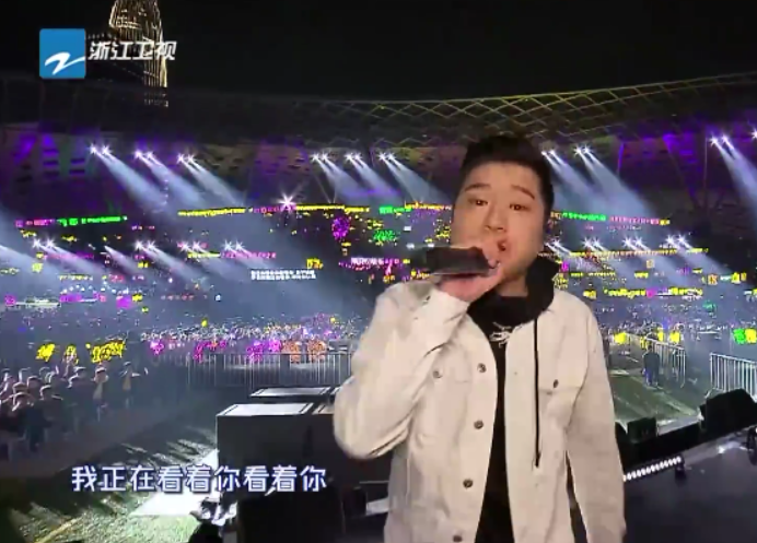《中國新說唱》人氣rapper，僅他登上跨年晚會，專屬情歌螢幕首秀 娛樂 第2張