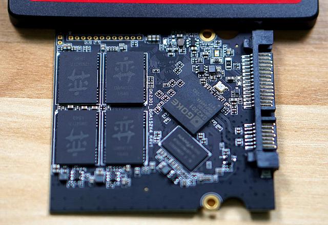 國產芯崛起，助力SSD價格暴跌，光威弈240GB固態硬盤評測 科技 第7張