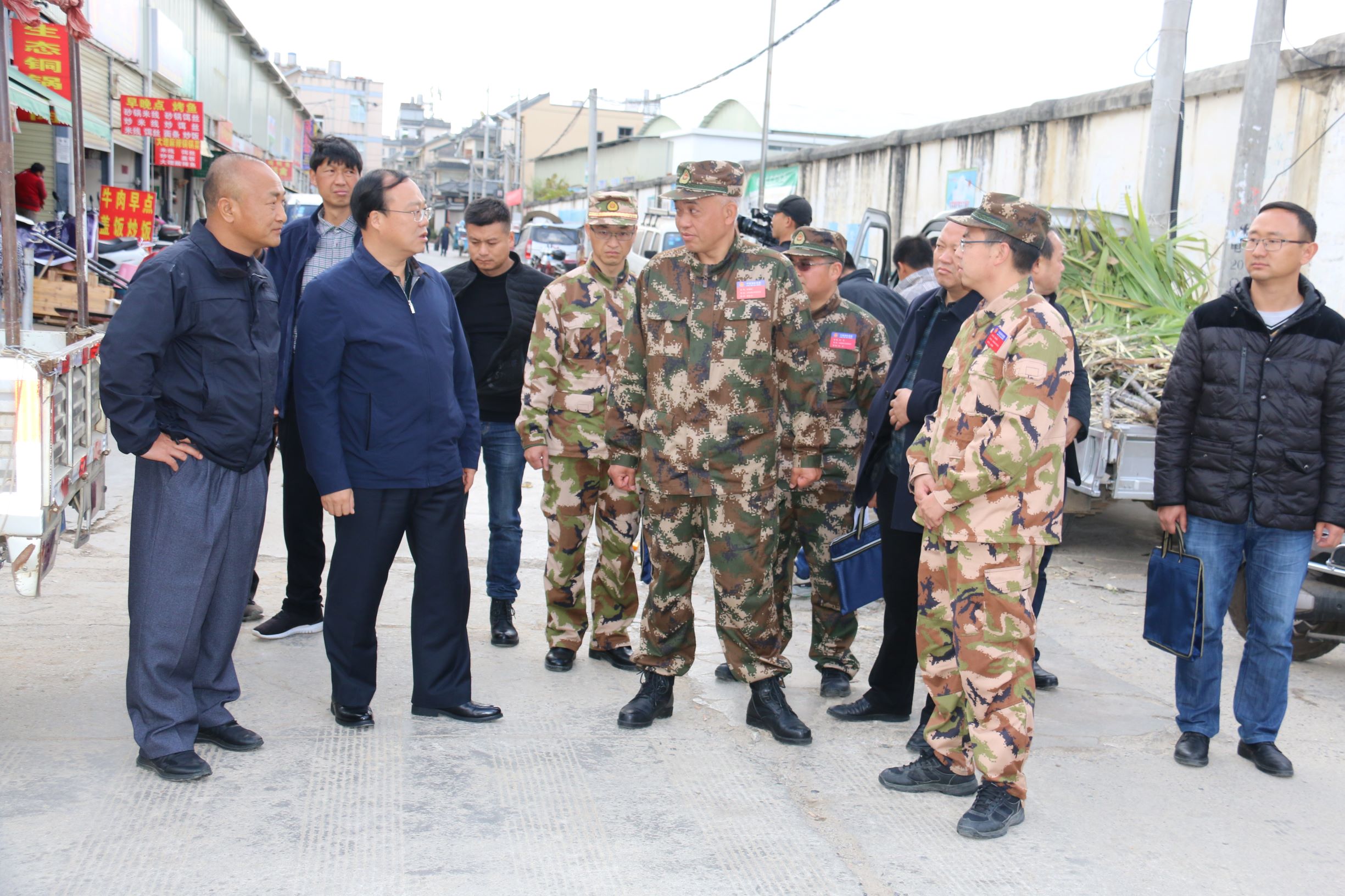 保山市市长杨军带队检查节前消防安全工作