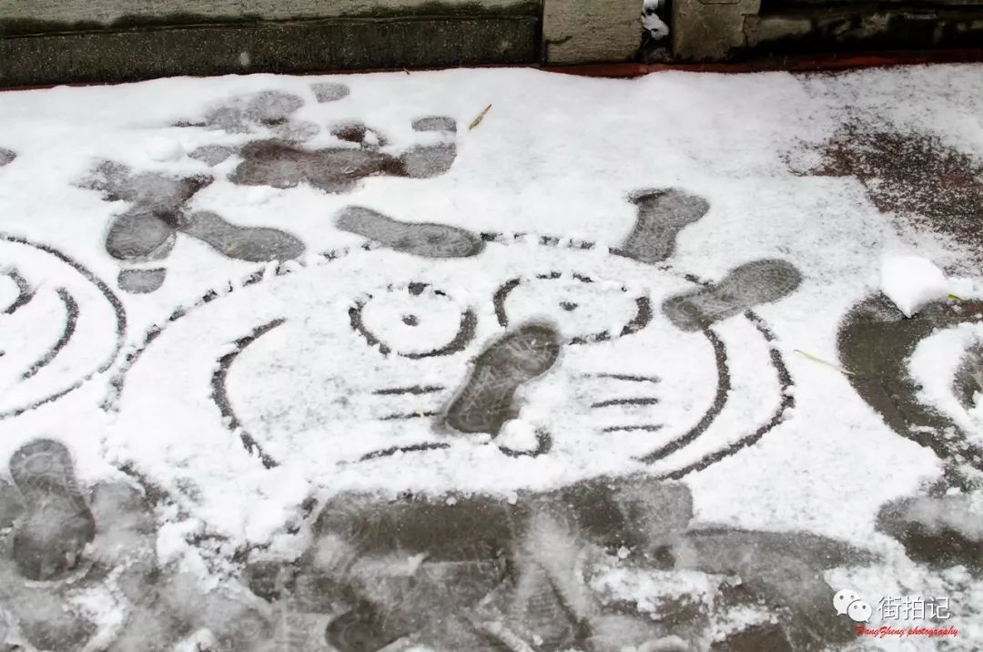 雪地涂鸦