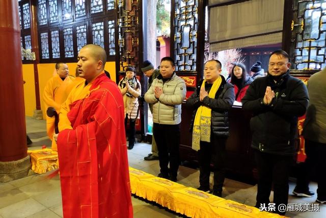 万众传圣火百里衡山行南岳祝圣寺新年祈福法会掠影