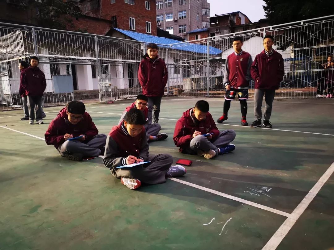 培养学生团队协作能力,2018年12月26日下午,龙城中学映山校区举办了"