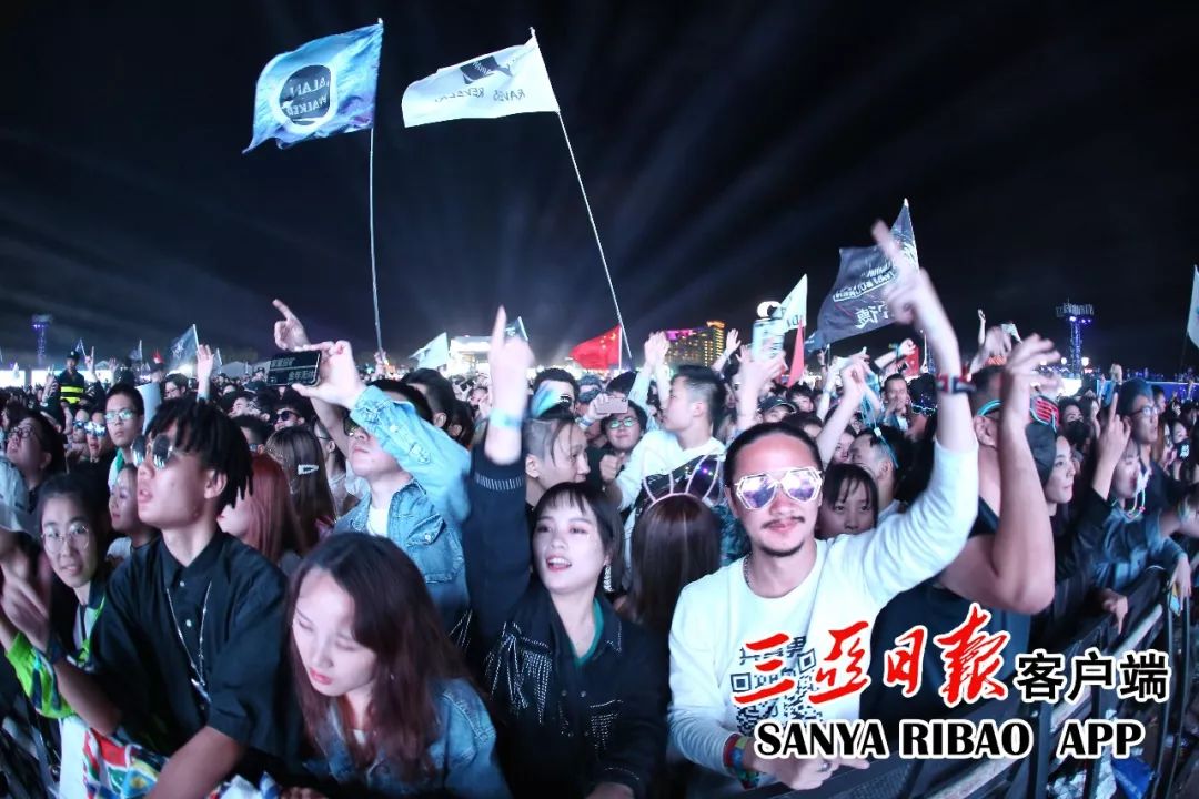 【欢乐节】三亚国际音乐节:数万乐迷齐跨年 尽享音乐狂欢宴