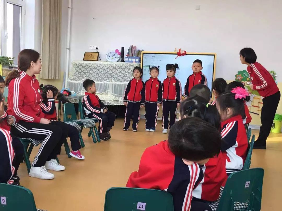 亚桥幼儿园知道吗孩子就是生活在故事里的