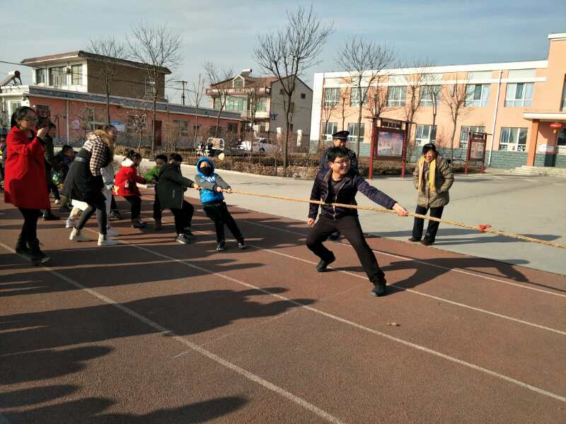 小店区北格镇同过小学新年嗨翻天