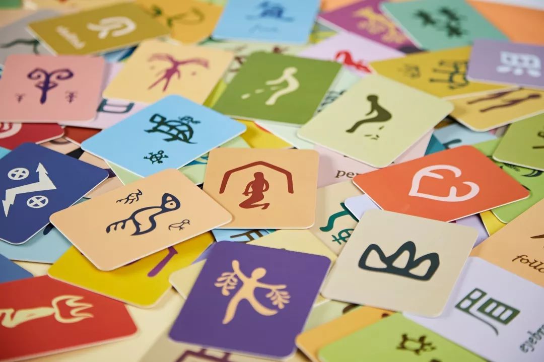 开团每个汉字都美如画的甲骨文游戏卡让孩子爱上识字