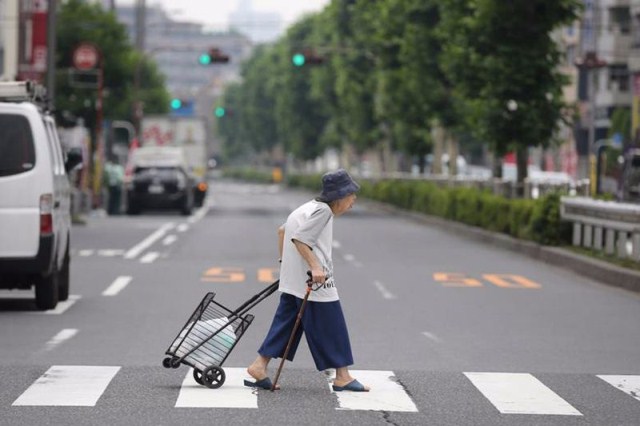 日本人口自然增长率_日本人口增长率大幅下降,一年出生86万人,zf免费送房都没