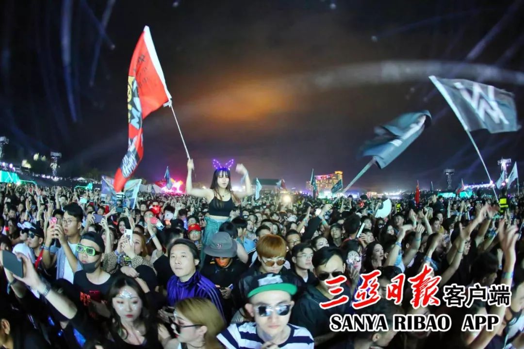 【欢乐节】三亚国际音乐节:数万乐迷齐跨年 尽享音乐狂欢宴