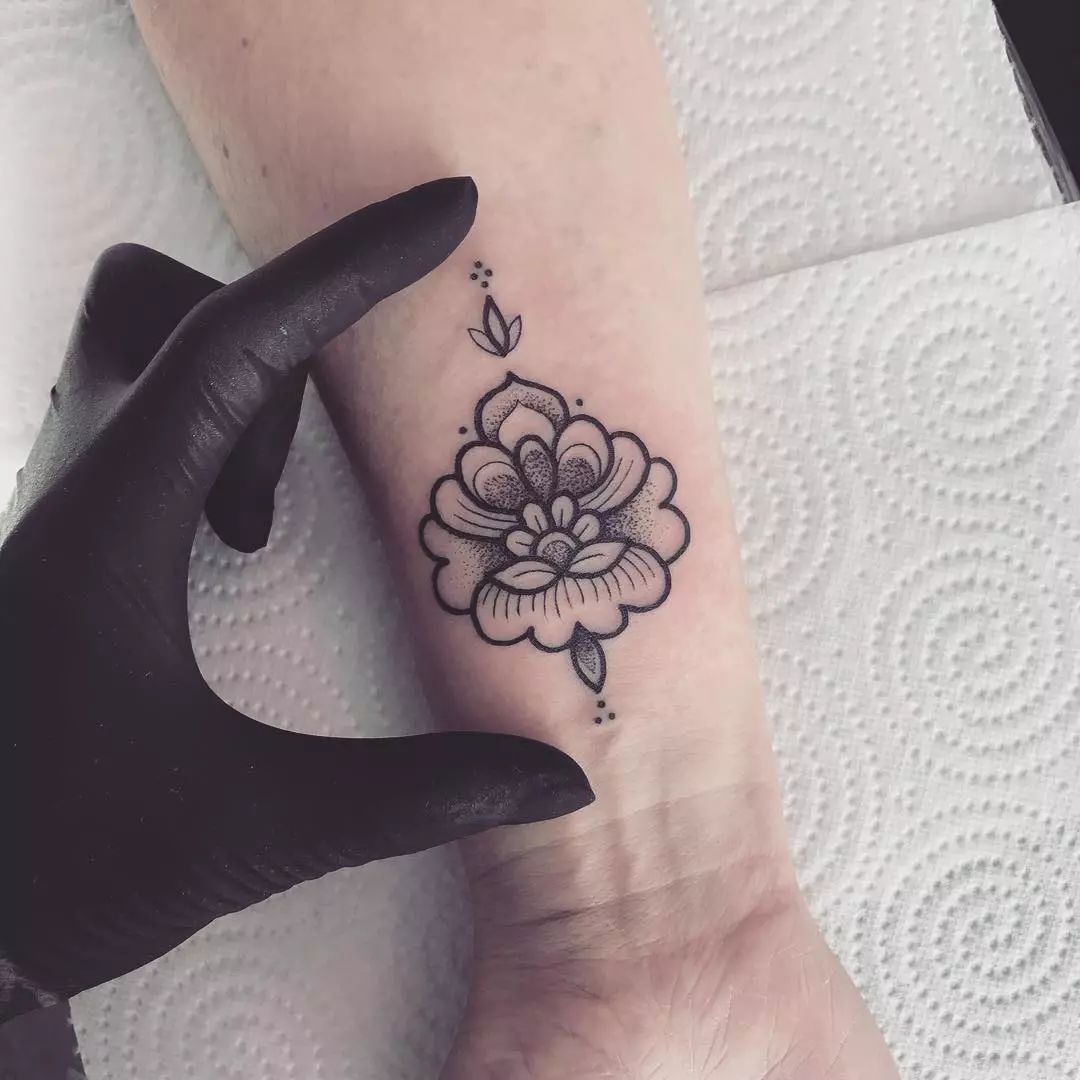 纹身| 纯线条的纹身花