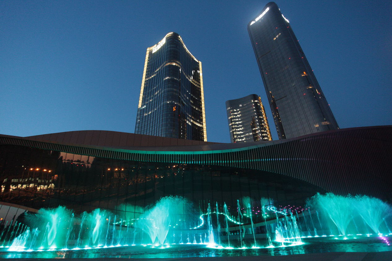 大望京国际商务音乐喷泉才是名副其实的“斜杠喷泉”