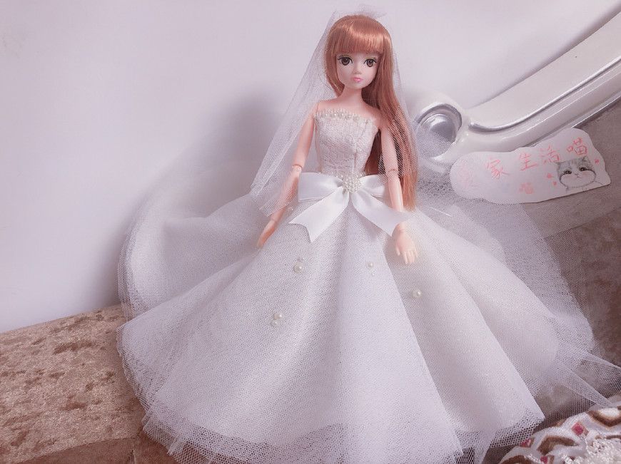 芭比娃娃婚纱礼服_芭比娃娃图片婚纱(2)
