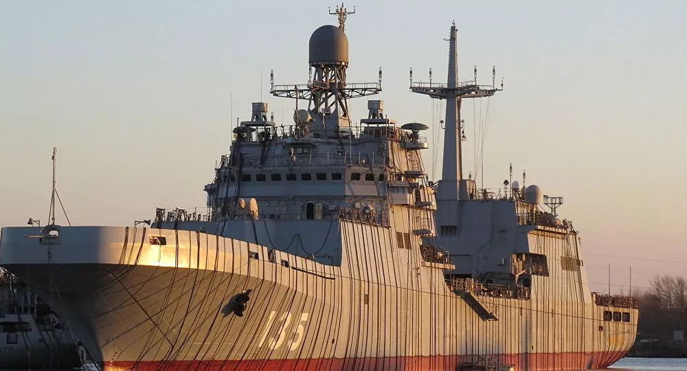 俄军全年下水12艘军舰,全部吨位不及中国两艘