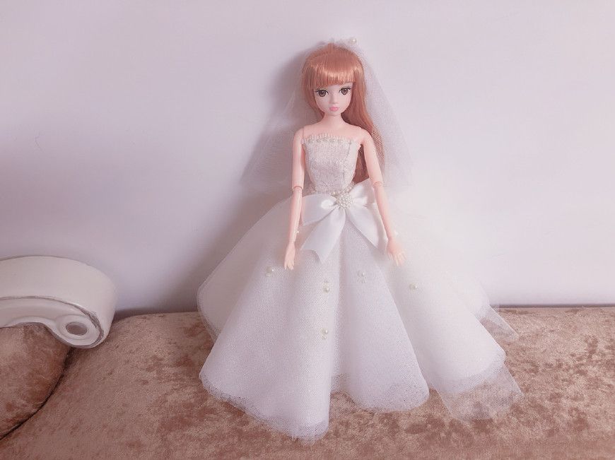 小芭比娃娃婚纱怎么做_芭比娃娃的衣服怎么做