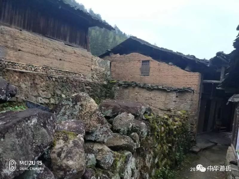 福建辞旧迎新去踏雪敦睦宗亲乡村行武夷山