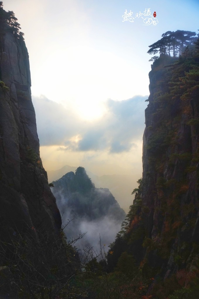 黄山的gdp给了谁_登黄山喜看日出,访徽州漫走村落 2 黄山游记