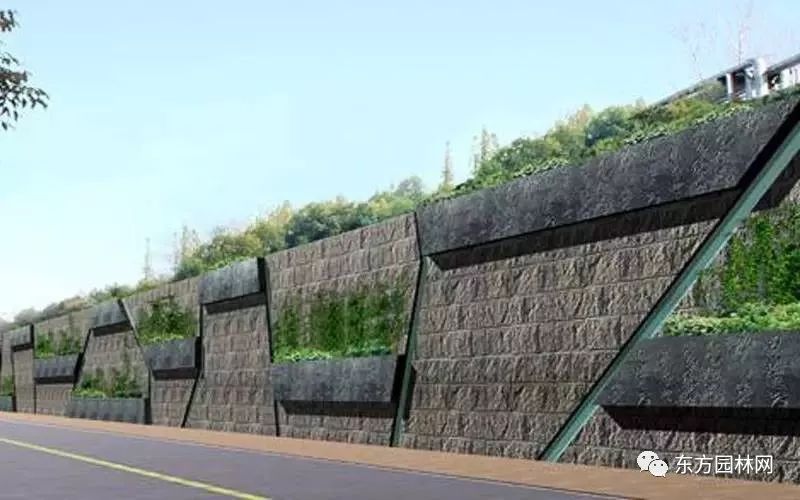 如何在园林工程中营造挡土墙景观?