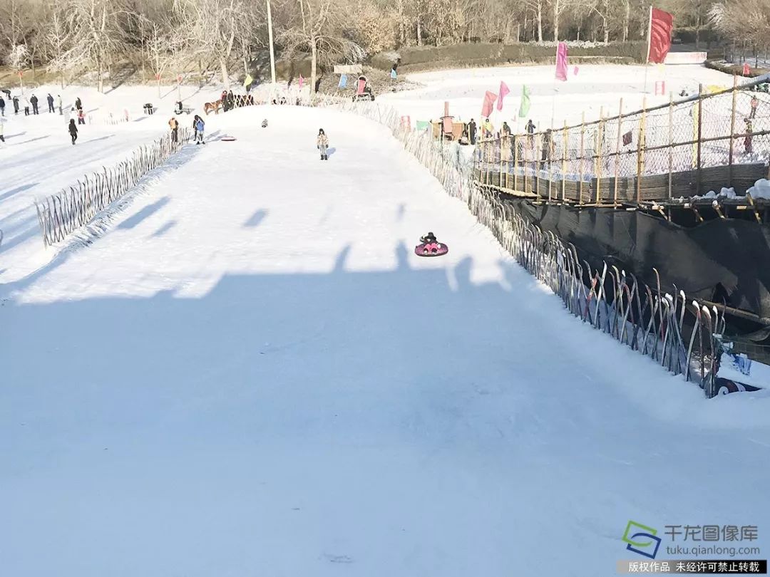 北京朝阳公园滑雪场全面开放持续至2月末