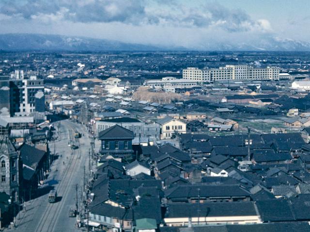 二战空袭之后，重建中的日本名古屋