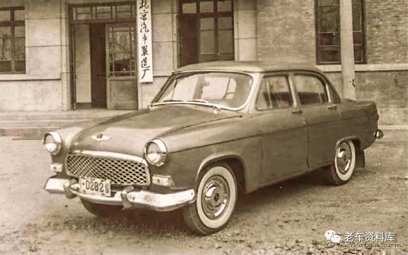 老车回顾五十多年前北京生产的东方红牌bj760轿车