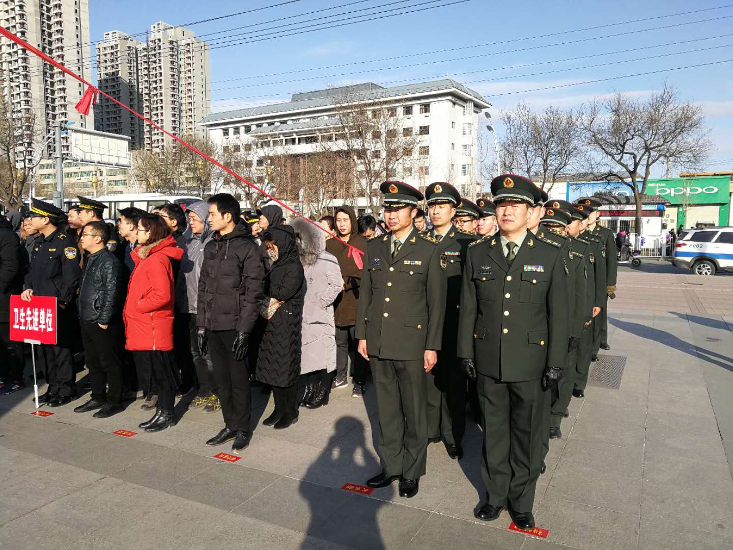 寒冬因为有你们而倍感温暖 ——驻渭某预备役高炮团无