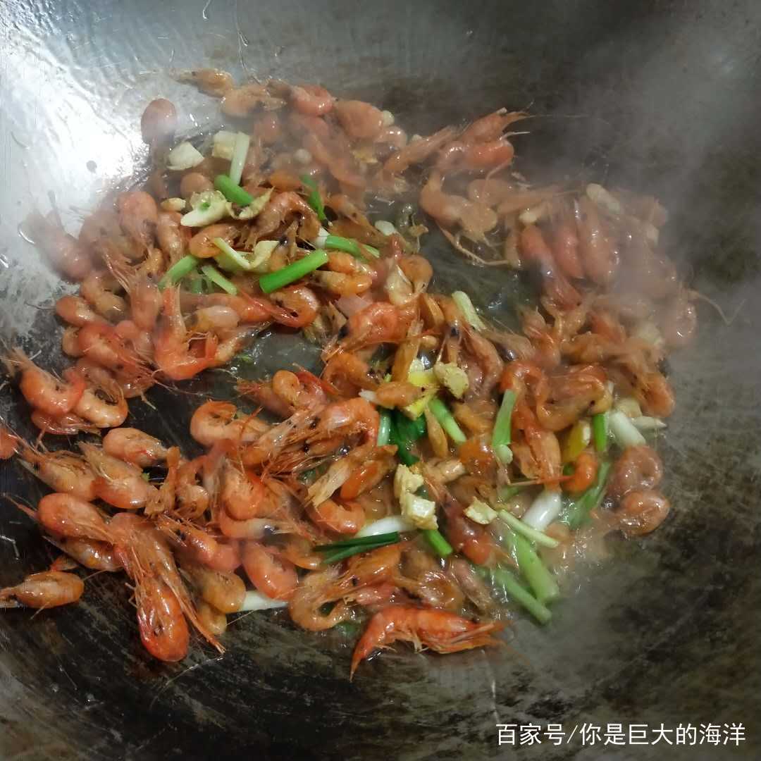 东海里的大虾米，个头大，做菜鲜！_海米
