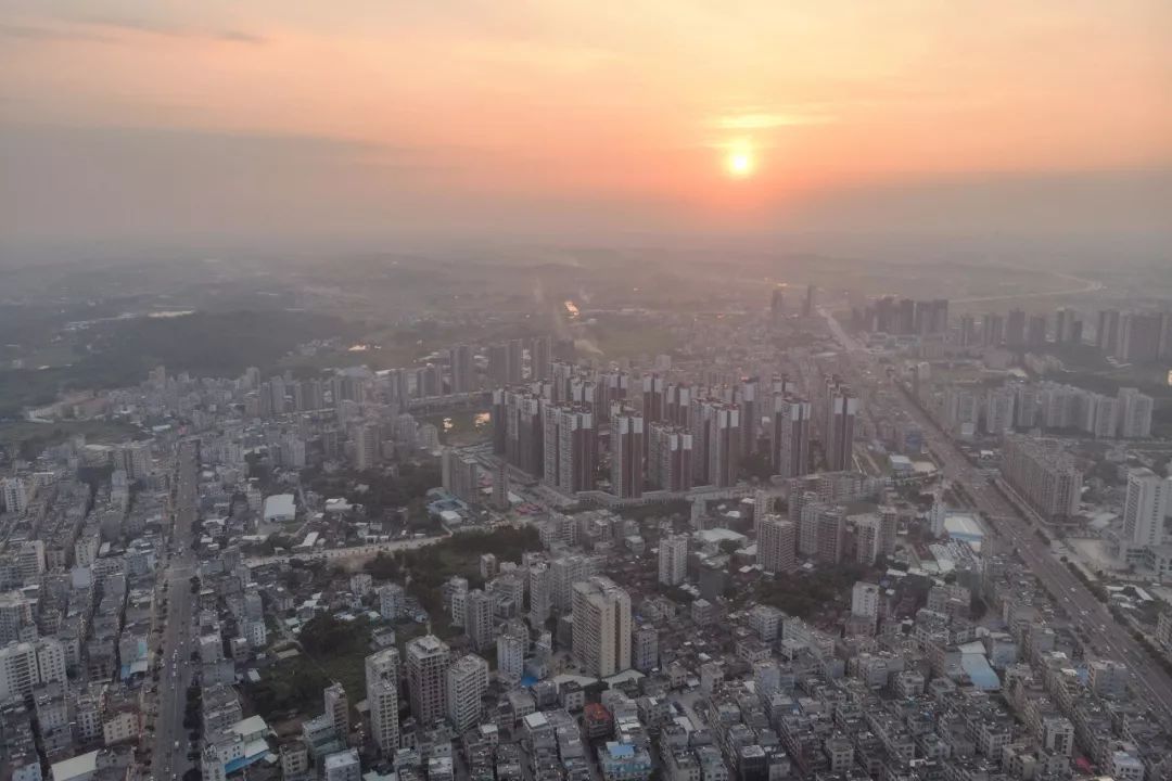 夕阳和晚霞都是我爱廉江的理由