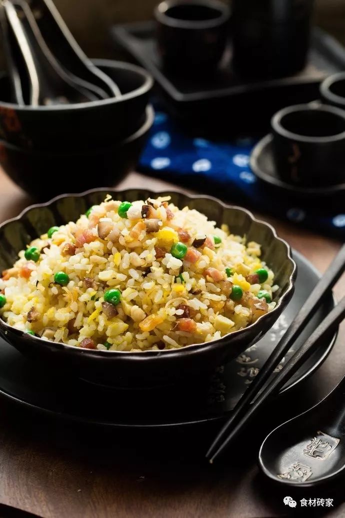 蛋炒饭:黯然销魂的炒冷饭