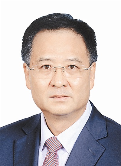 兵工董事长_兵工铲图片