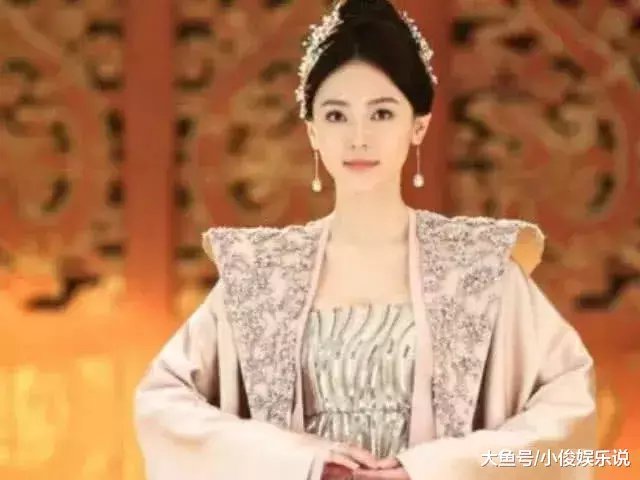 《長相思》新劇來襲， 李易峰與收視女王再度攜手， 卻無緣cp 娛樂 第4張