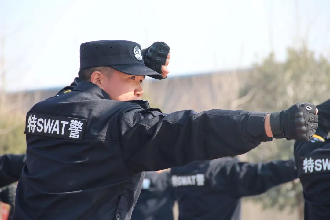 你还在羡慕兄弟单位的"警服自选"吗?今后,你也可以