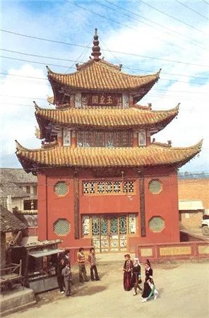 建设控制地带:东,南面以马白玉皇阁围栏外推2米为界;西南,西,北面以马