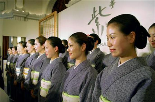 大量日本女性在上海定居，她们是靠什么生活的？今天可算明白了