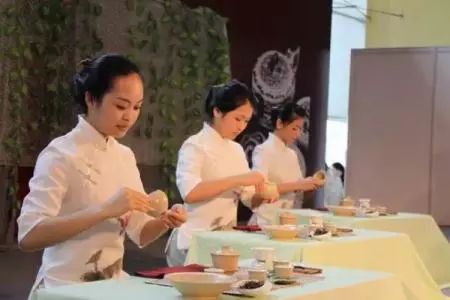 答问：茶艺师为何颁布新标准？茶艺师的定义有何新意？(图6)