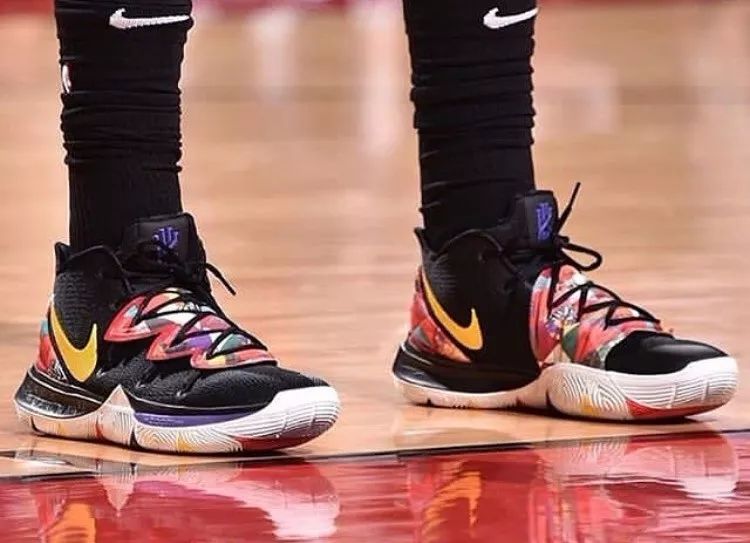Spot the new Nike Kyrie 5 lrvng 5 EP basketball shoes ID GS Irwin 5 Shopee