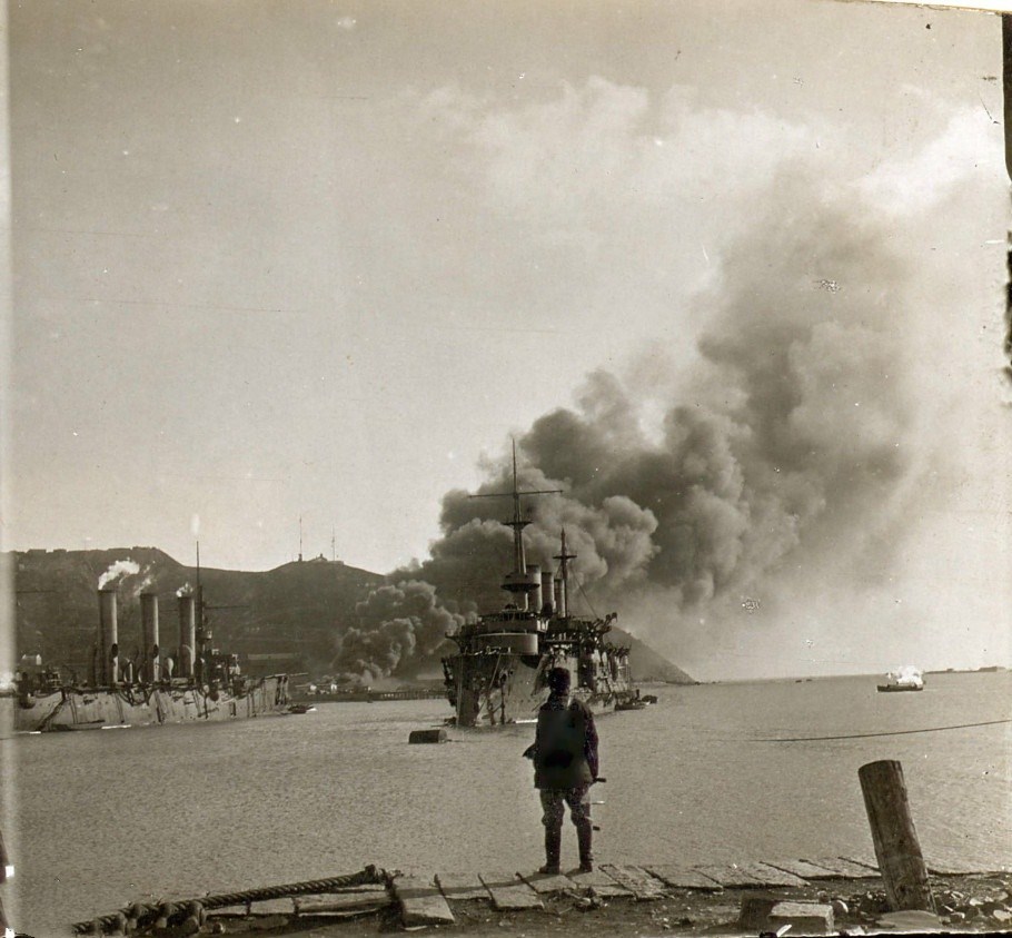 1904年的旅顺"日俄战争",西伯利亚狙击团抵不住日本大炮