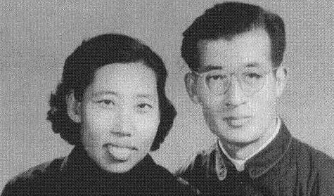 1950年溥仪册立清朝最后1个太子，他去世后太子在屋里哭了一整天