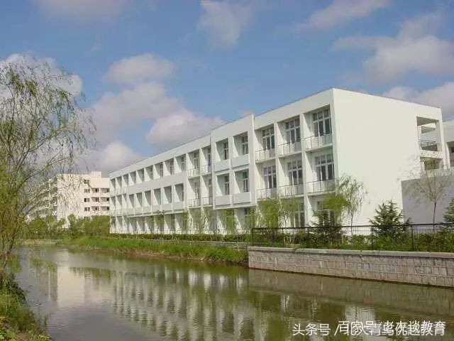 二本铁饭碗大学_二本考上就是铁饭碗的大学_铁饭碗的二本大学有哪四所