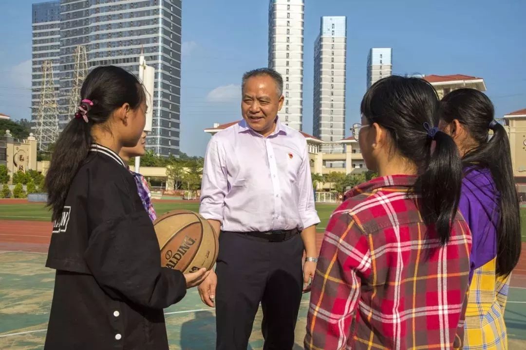 海教故事 黄马福:我只是教育长河里的一滴水