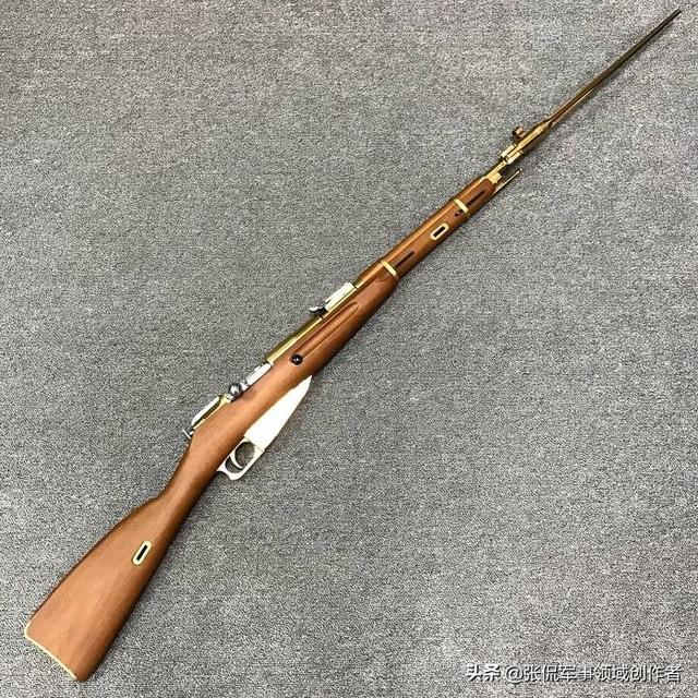 wg 莫辛纳甘 mosinnagant m44 6mm co2步枪 金色 特仕版模型图集