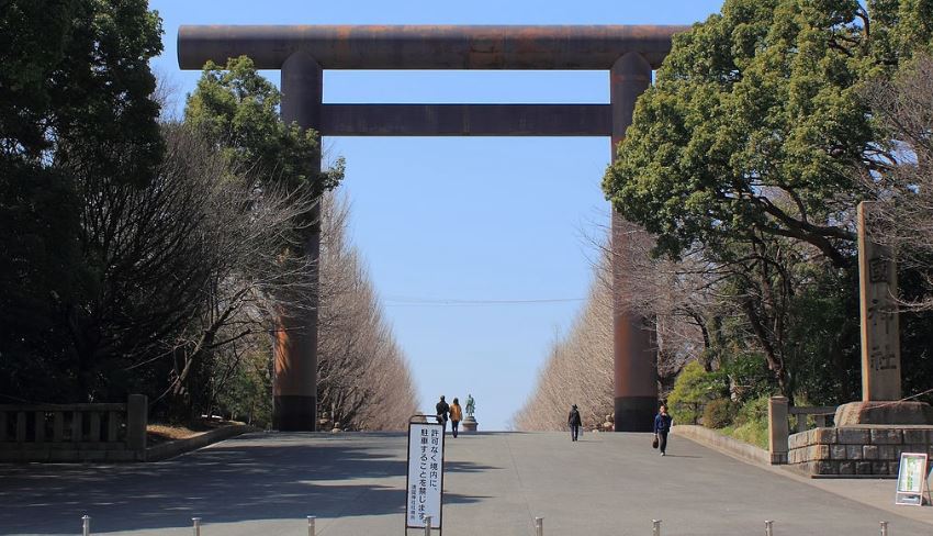 实拍臭名昭著的靖国神社：供奉甲级战犯照片，一样东西令人愤怒