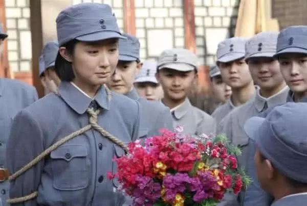 张卫健也出演抗日神剧？带着一群尼姑抗日，鬼子说着一口普通话？