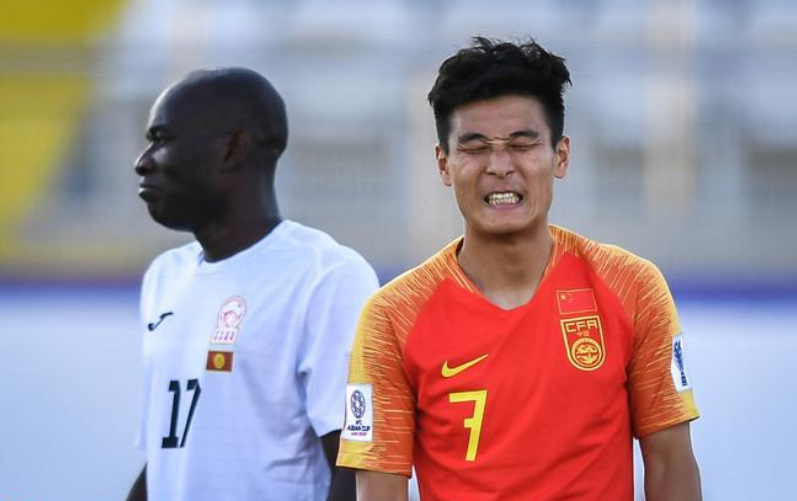 武磊亚洲杯被媒体誉为“中国梅西” 球迷：别忘了始终支持他！