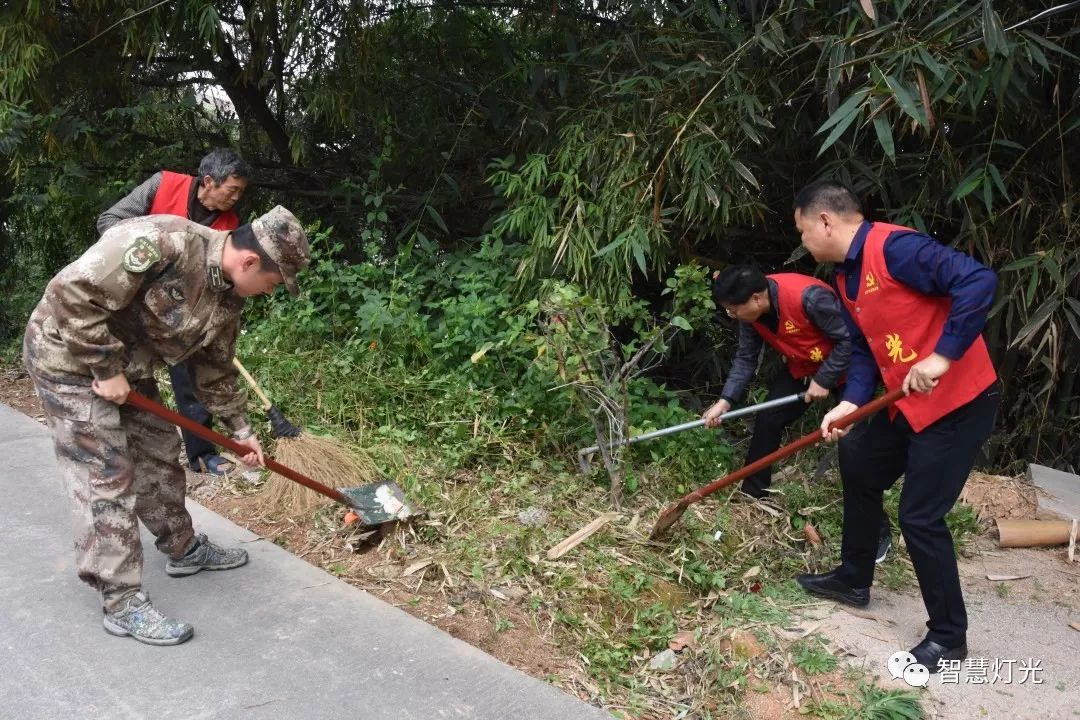 【红旗红 军装绿】灯光村与73146部队二营举行军民共建系列活动