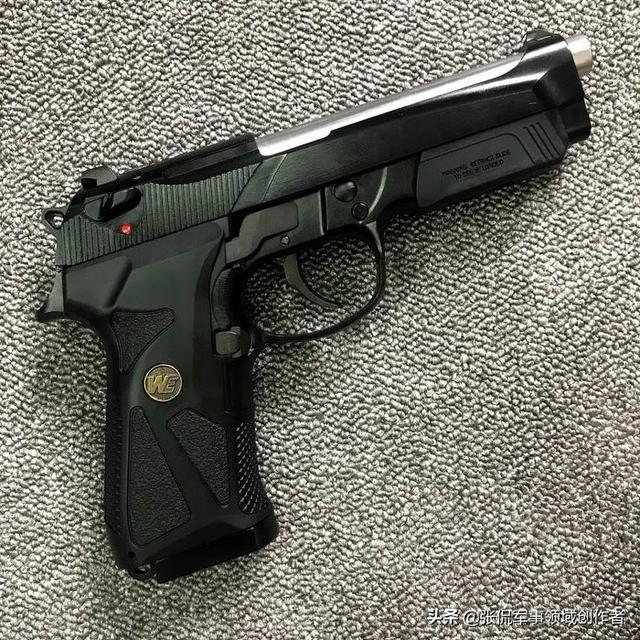 we 玖零式 手枪 beretta 90 two 瓦斯手枪 黑色模型