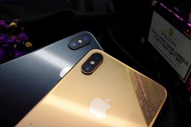  iPhone XS  OLED Ļҥ